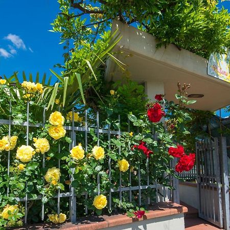 Bed & Breakfast Profumo D'Estate Agliana Exterior foto