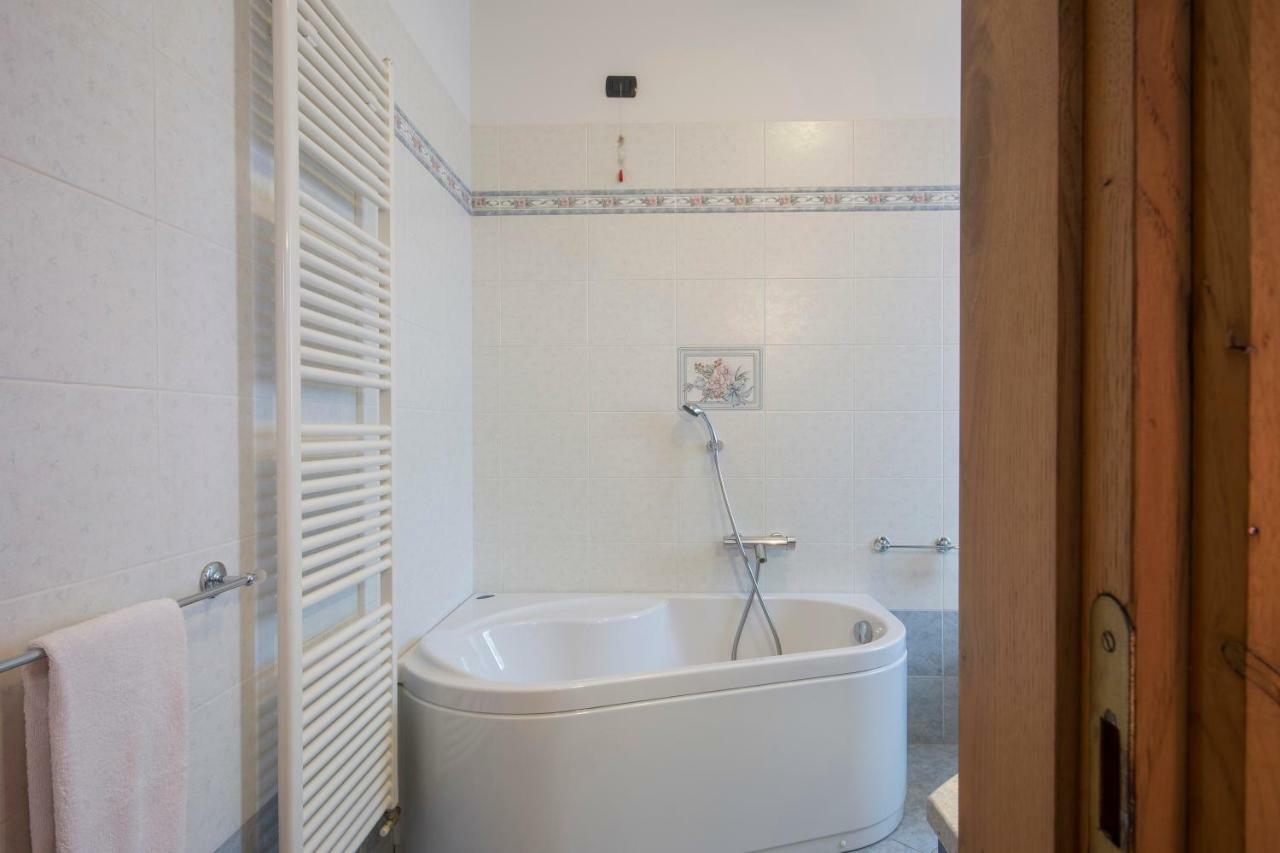 Bed & Breakfast Profumo D'Estate Agliana Exterior foto