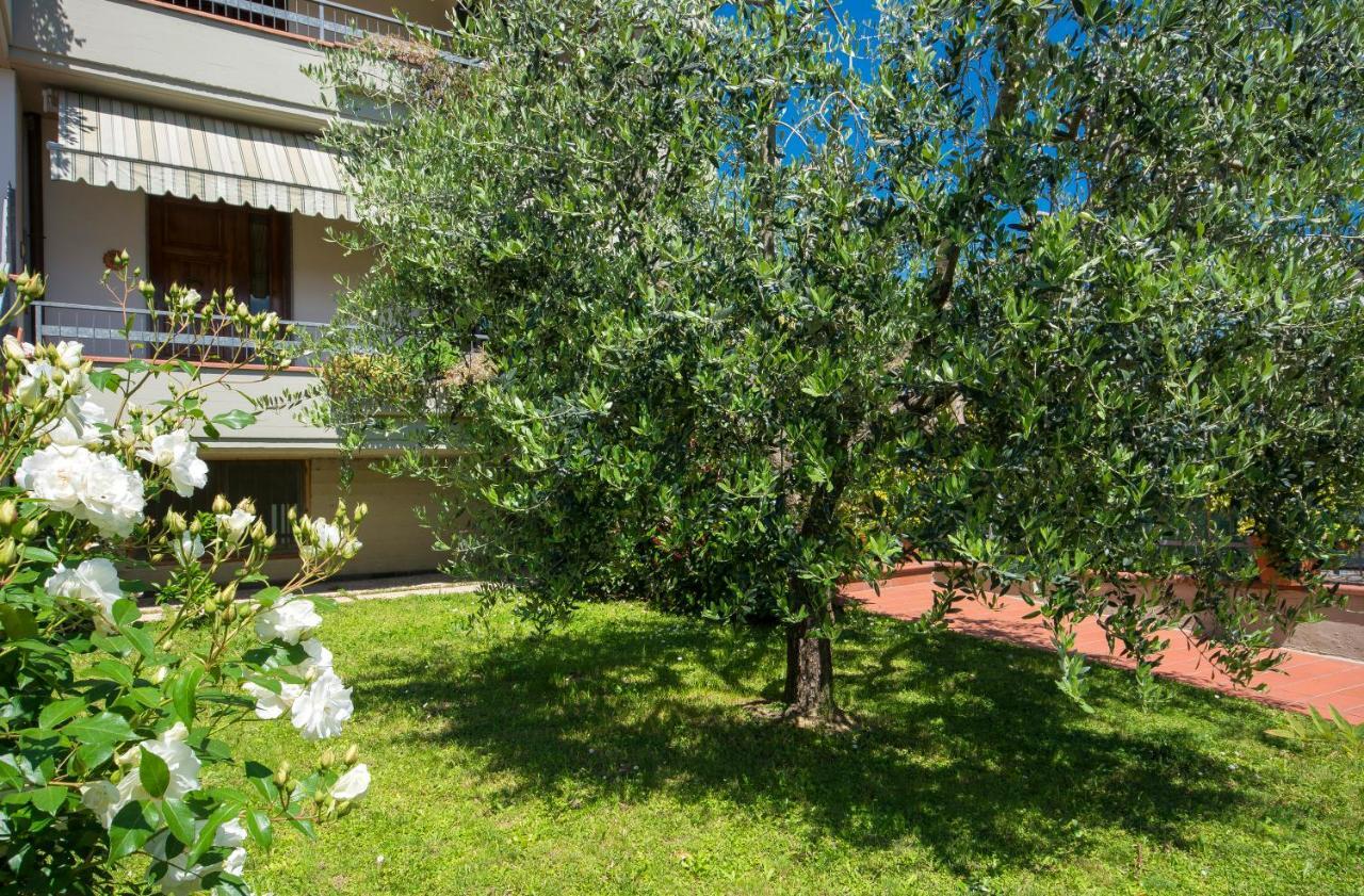 Bed & Breakfast Profumo D'Estate Agliana Exterior foto